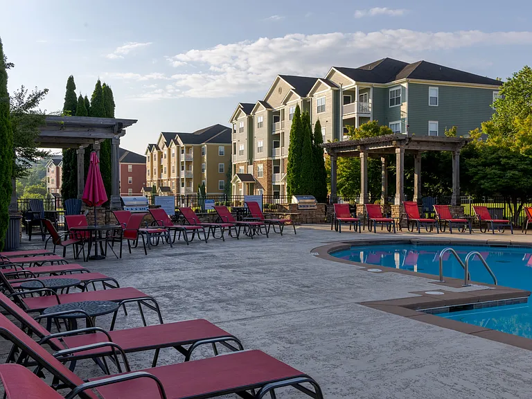 Knob Creek Apartments — Photo 17