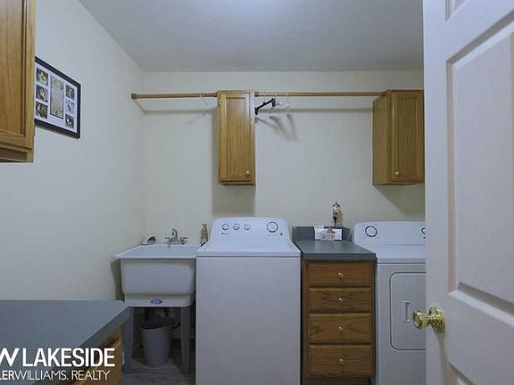 4th image of 46721 Shelby Ct