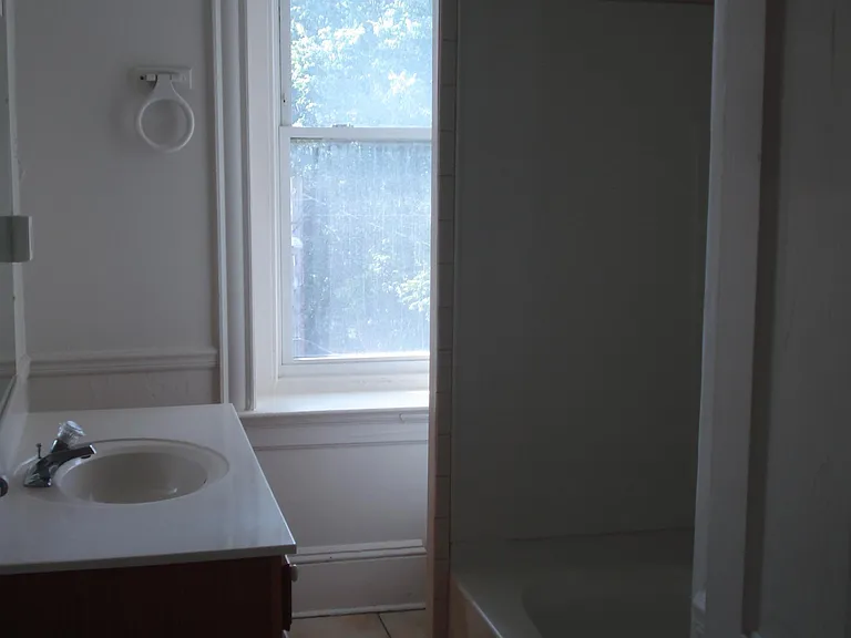 14 E Market St #6 — Photo 18