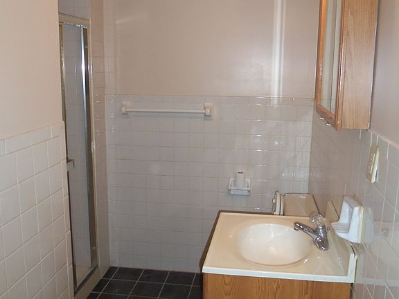 3rd image of 1244 S Moreland Ave #B