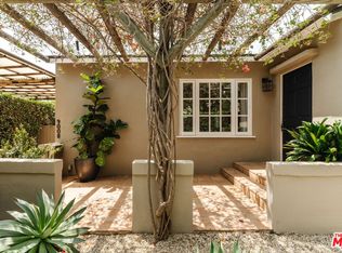 9008 Elevado St, West Hollywood, CA 90069