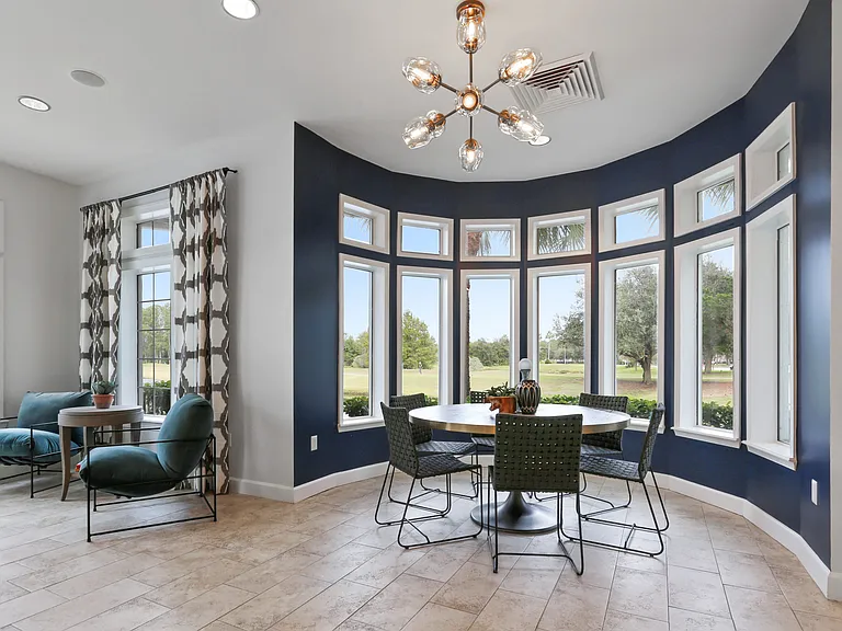 Registry at Windsor Parke — Photo 21