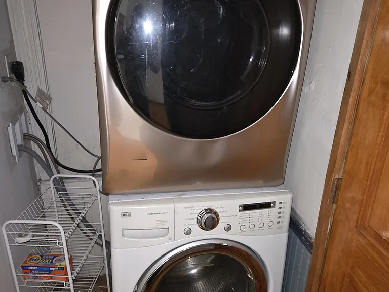 107 Ring St #3 — Photo 9
