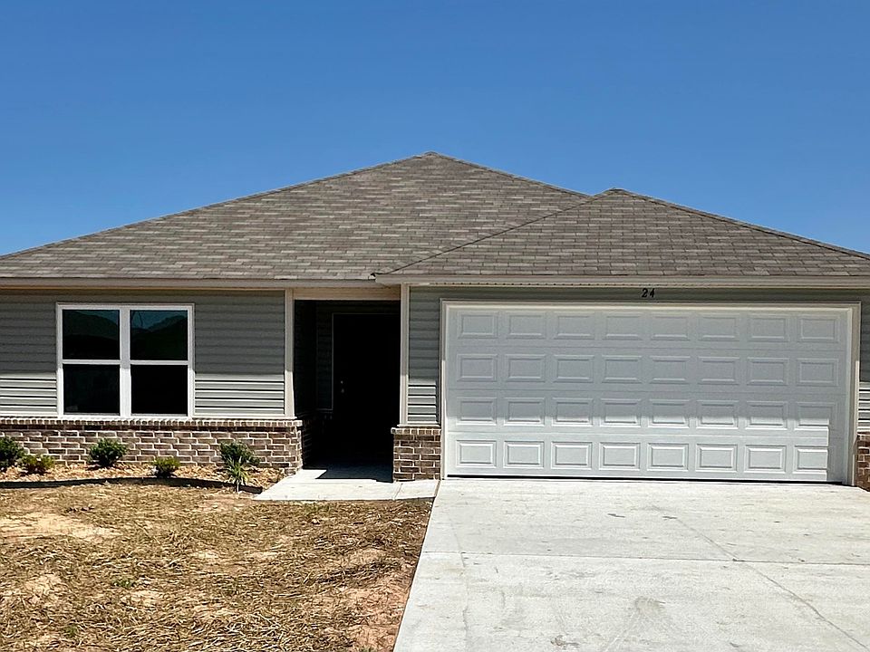 1st image of 24 Oak Leaf Dr