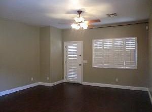 3rd image of 14152 W Clarendon Ave