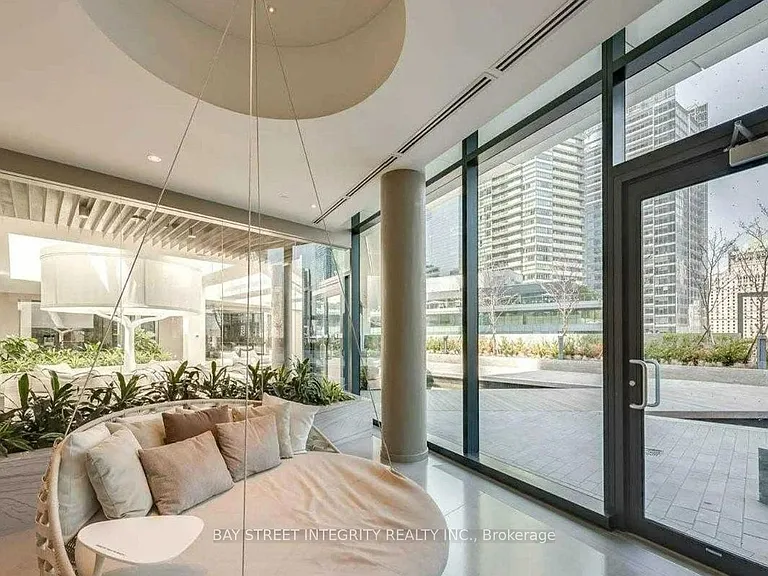 88 Harbour St #4805 — Photo 2