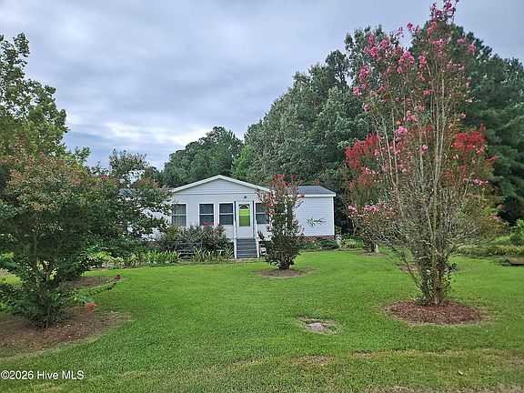 2nd image of 154 Hertford Beach Road
