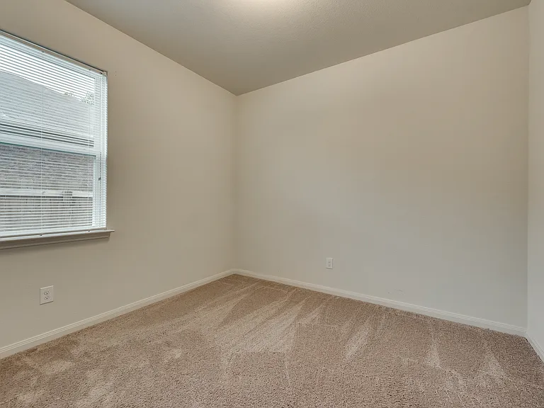 1309 James St — Photo 17