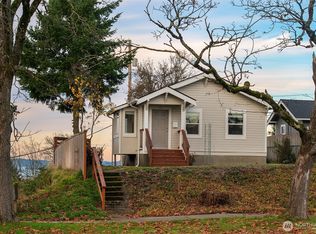 403 E Wright Avenue, Tacoma, WA 98404