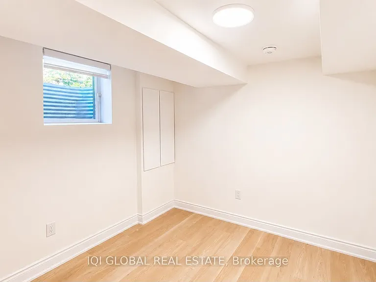 3937 Oland Dr #BASEMENT — Photo 12