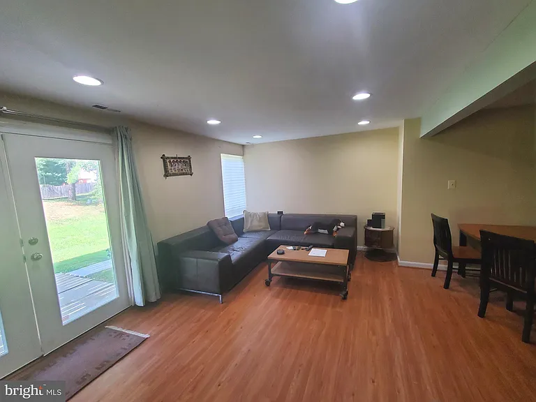 1610 Nordic Hill Cir — Photo 3