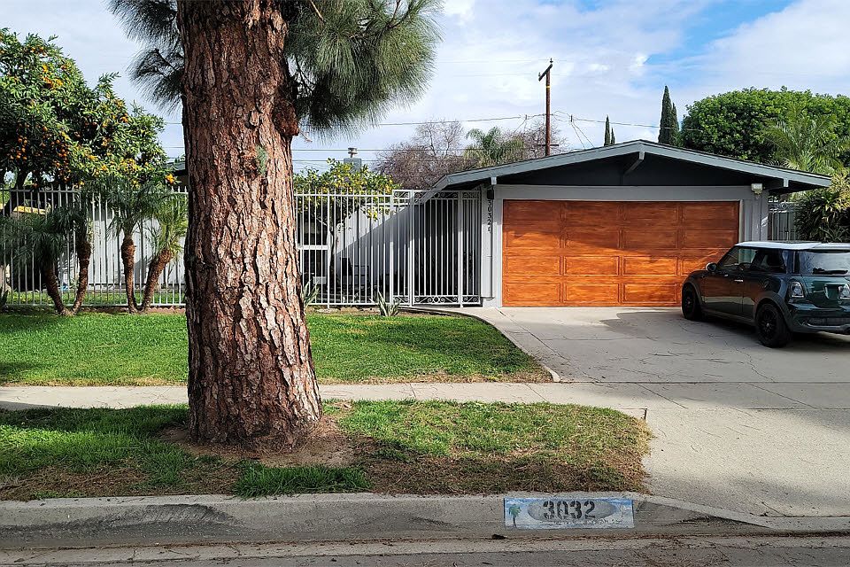 1st image of 3032 Volk Ave