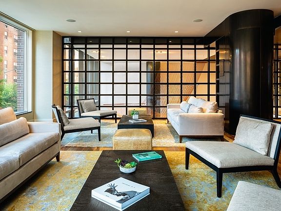 5th image of 525 W 52nd St APT 22CN