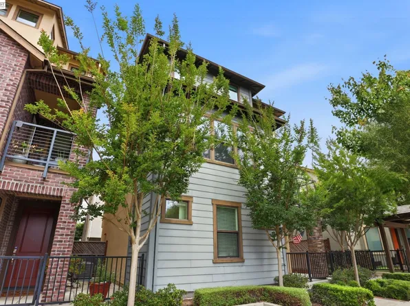 516 Palmer Ave, Hayward, CA 94541