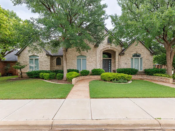 9809 Topeka Ave, Lubbock, TX 79424