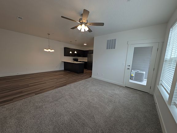 5th image of 4662 S Poplar Way