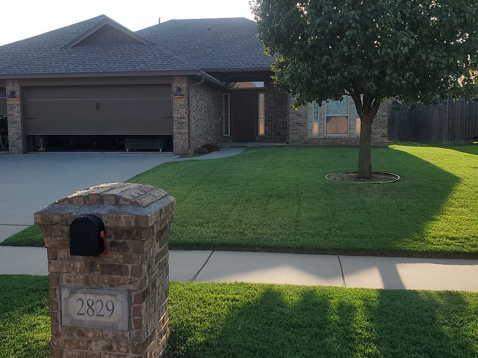 1st image of 2829 Busheywood Dr
