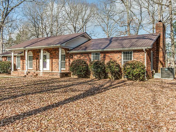 2nd image of 182 White Oak Dr