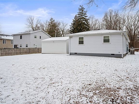 5th image of 1171 Garden Rd