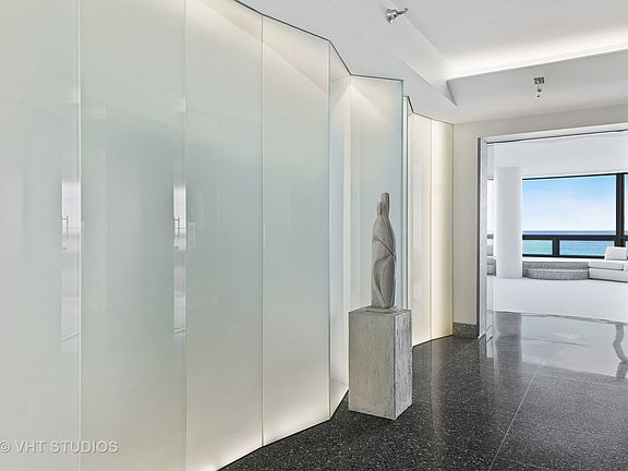 2nd image of 1418 N Lake Shore Dr APT 14