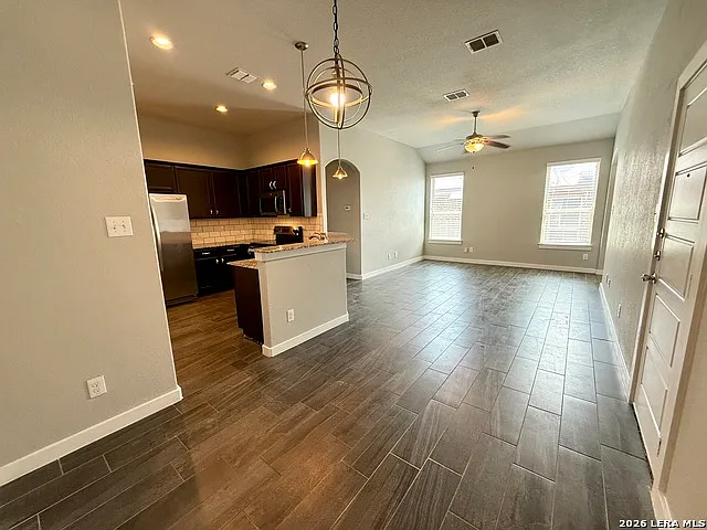 514 Creekside Frst — Photo 5