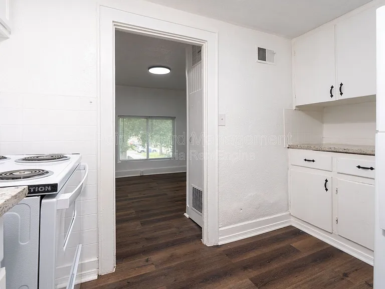 1225 S Pattie St #B — Photo 23