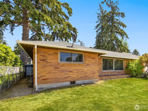 24608 Marine View Drive S, Des Moines, WA 98198