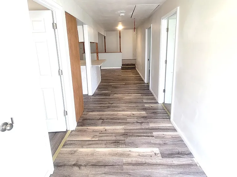 12264 Roosevelt Blvd — Photo 28