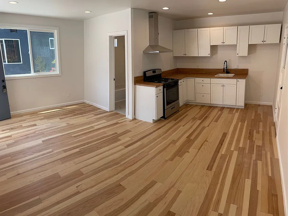2216 Griffin Ave