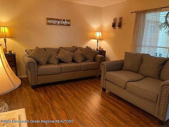 5th image of 7 Cypress Street #D
