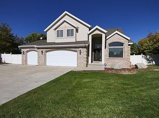1136 W Sirmingo Way, Riverton, UT 84065