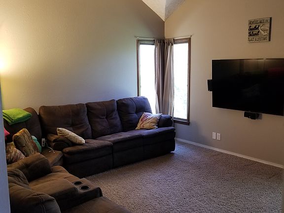 3rd image of 2054 N Dragonfly Dr
