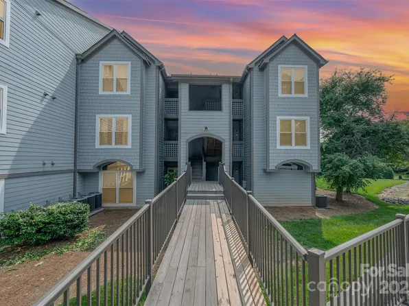 18741 Nautical Dr APT 205, Cornelius, NC 28031