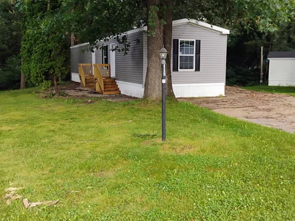 12515 Bonnie Ln #112, Middlebury, IN 46540