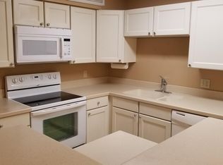 360 Lakepointe 202 Dr, Altamonte Springs, FL 32701