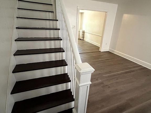 4th image of 674 Saint Joseph St