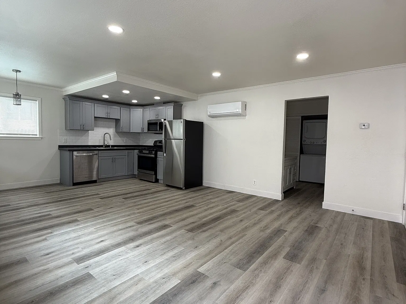 2810 H Street - 10 — Photo 2