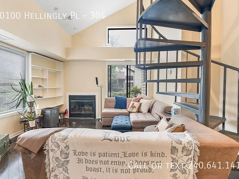 10100 Hellingly Pl #304 — Photo 1