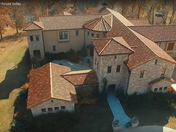 126 Par Ln, Carl Junction, MO 64834