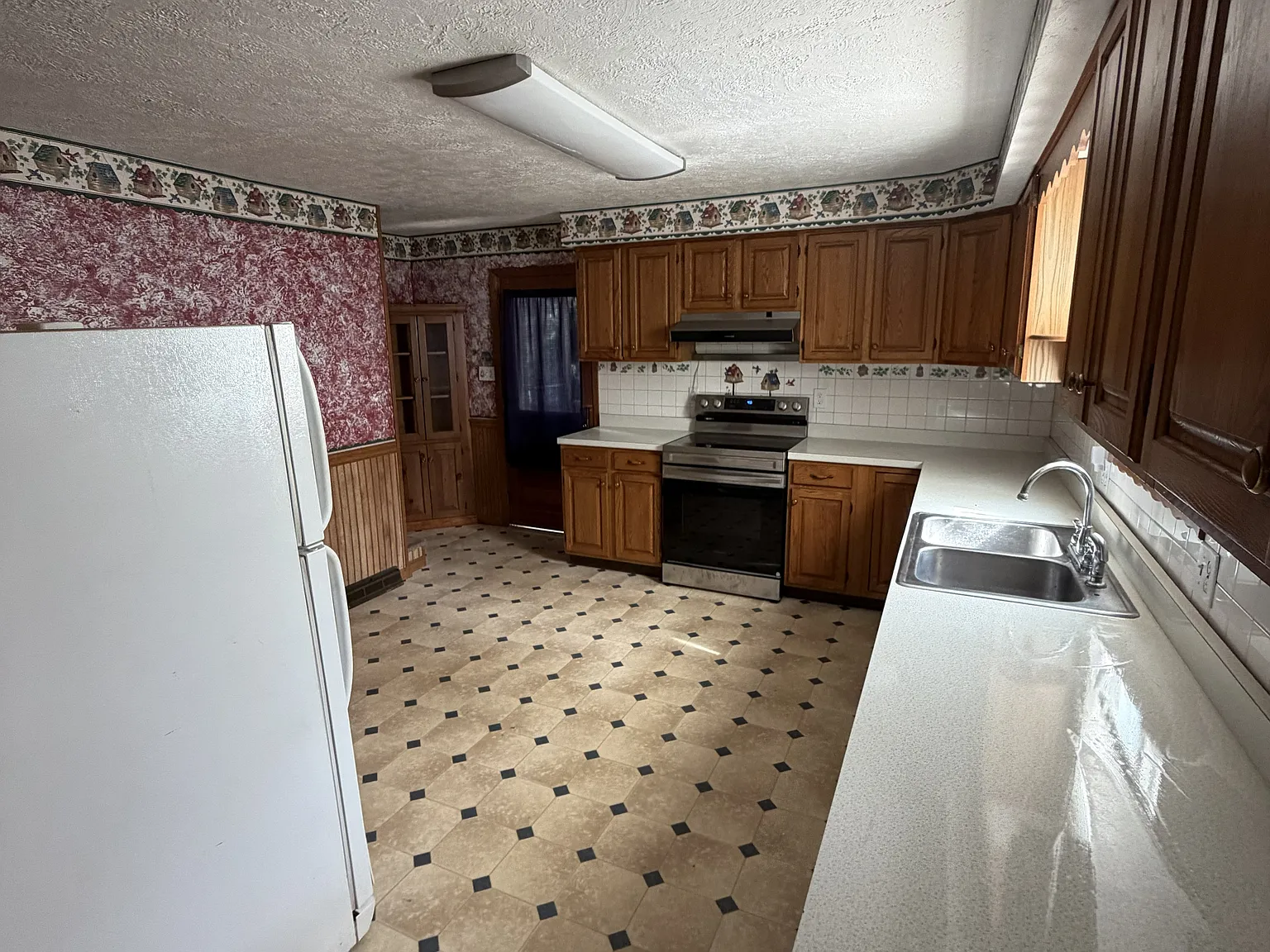 3 bed, 1440 sqft, $1,500 — Photo 3