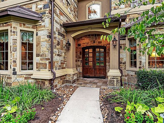 3rd image of 11923 Arbordale Ln