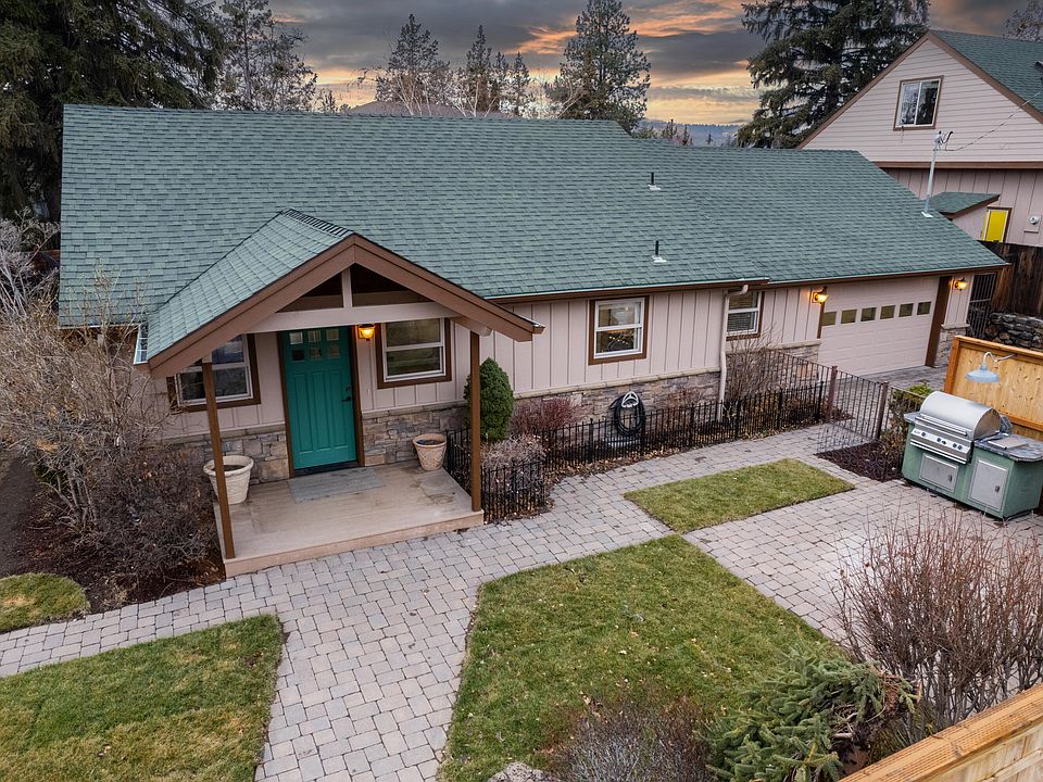 1039 NE 7th St, Bend, OR 97701 | Zillow
