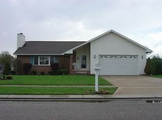 1575 Independence Dr, Newark, OH 43055