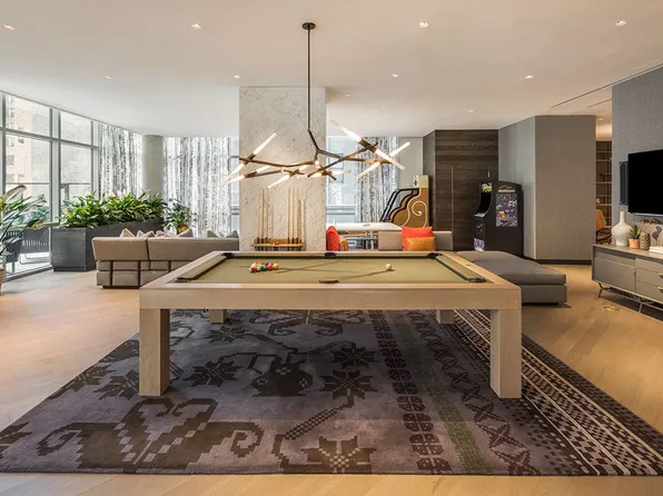 225 East 39th Street image 9 of 25