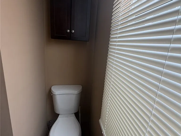 546 California Ave — Photo 16