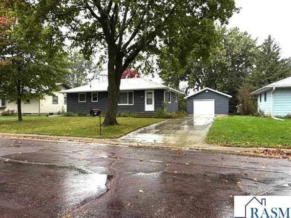 136 Rita Rd, Mankato, MN 56001