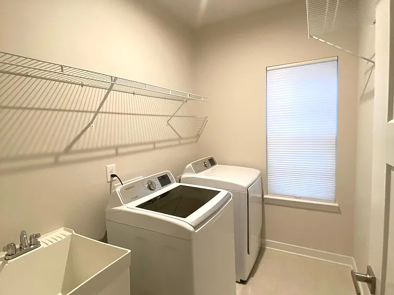 1412 Excelsior Grand Ave — Photo 35