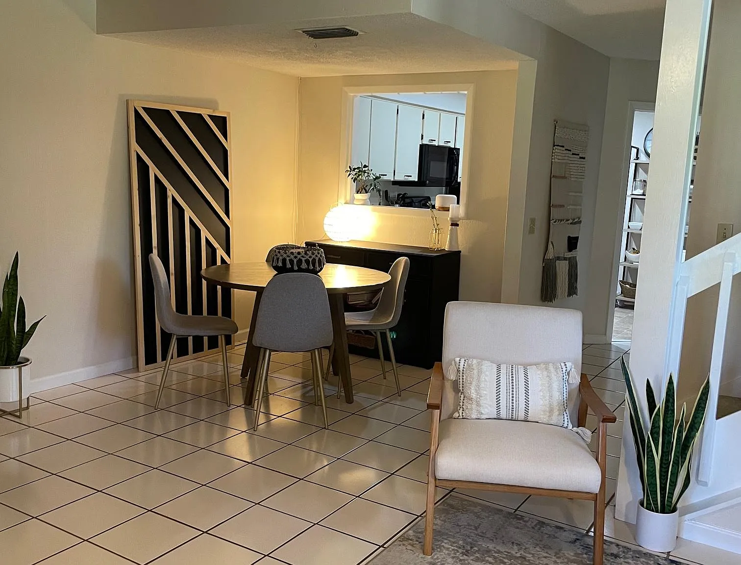 2 bed, 2.5 bath, 1212 sqft, $1,800 — Photo 3