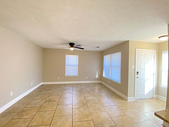 4th image of 316 Bellewood Ln APT B