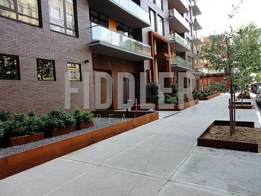Rented by Fiddler Realty | media 102